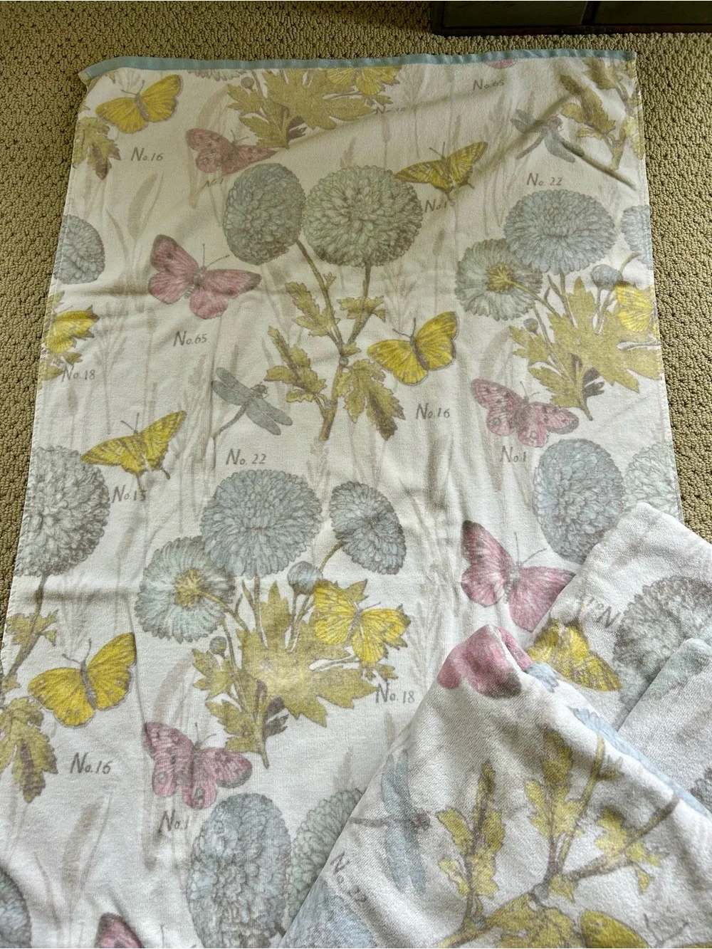 Set Of 4 Peri Home Bath towels, garden Butterfly Botanical print, 100% Cotton